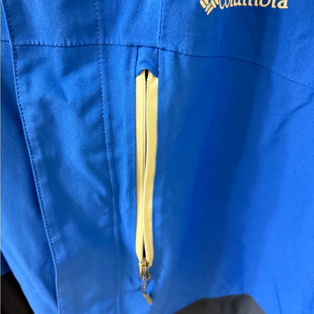 Columbia Blue and Dark Gray Ski Jacket - Picture 3 of 10